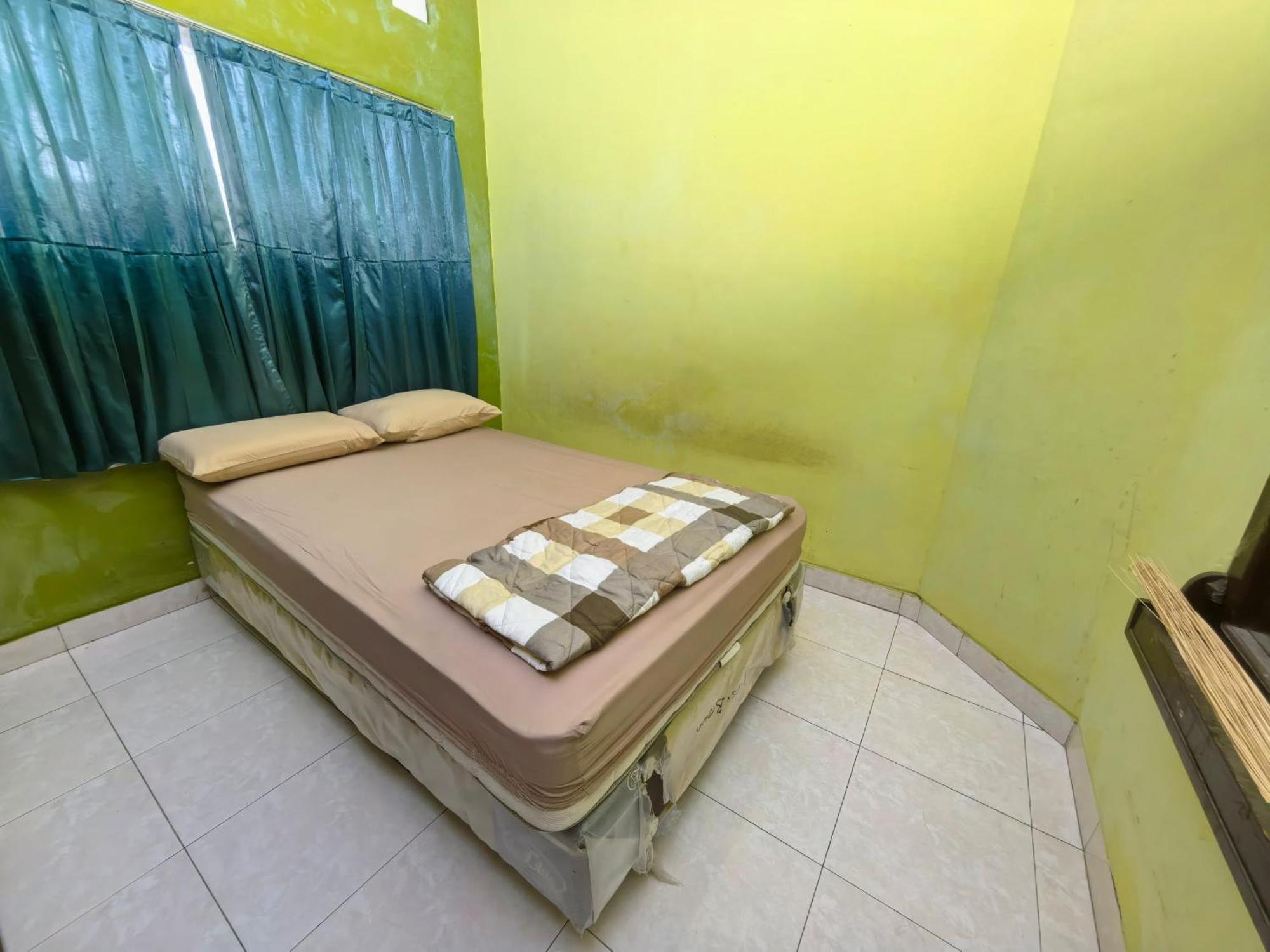 Mutiara Babarsari Homestay Jogja Yogyakarta Exterior photo